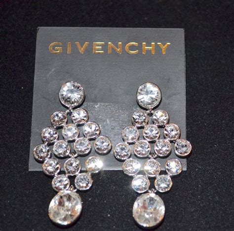 is all givenchy jewelry signed